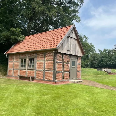 Artlandhaus 1719 - Geschichte Trifft Moderne * Menslage