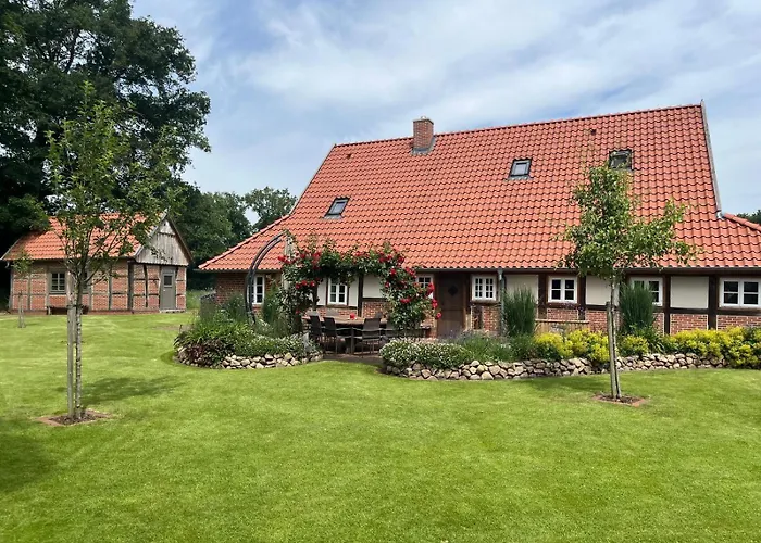 Artlandhaus 1719 - Geschichte Trifft Moderne * Menslage